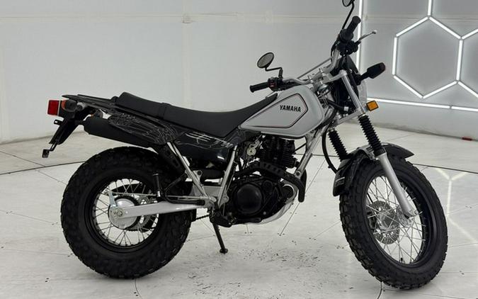 2027 Yamaha TW 200