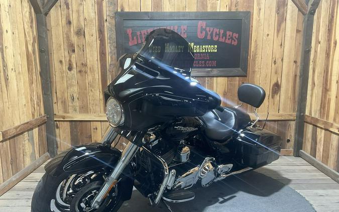 2015 Harley-Davidson® FLHXS - Street Glide® Special