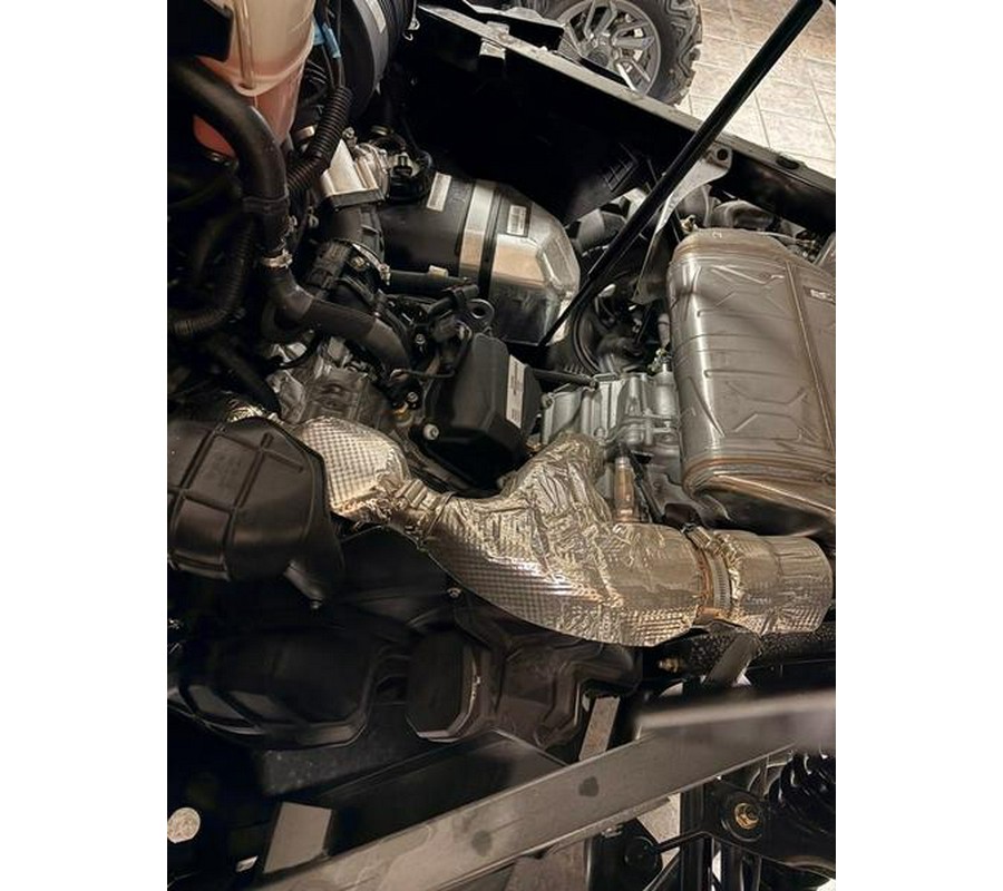 2025 Can-Am® Defender MAX DPS HD10