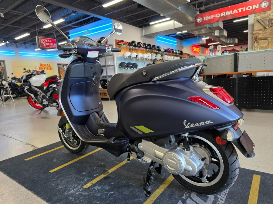 2025 Vespa Primavera 50 Tech