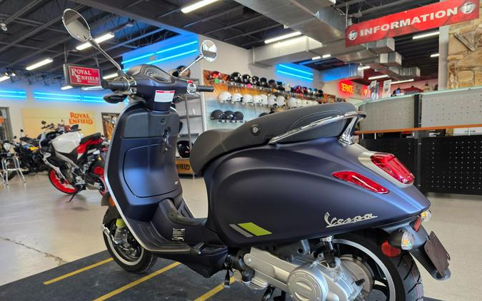 2025 Vespa Primavera 50 Tech