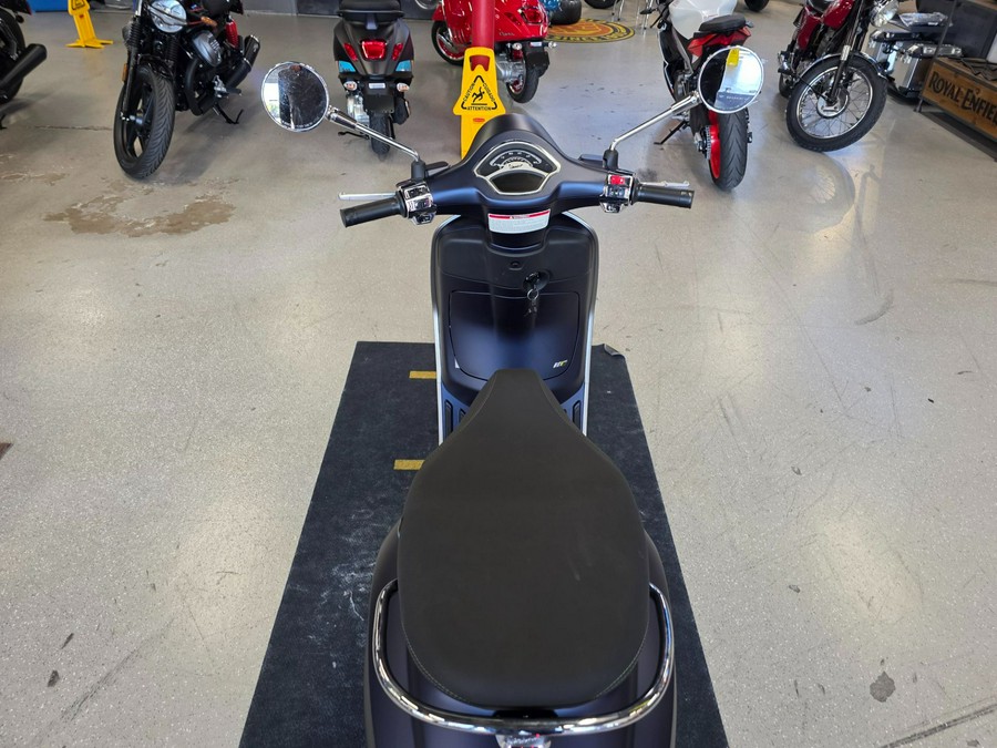 2025 Vespa Primavera 50 Tech