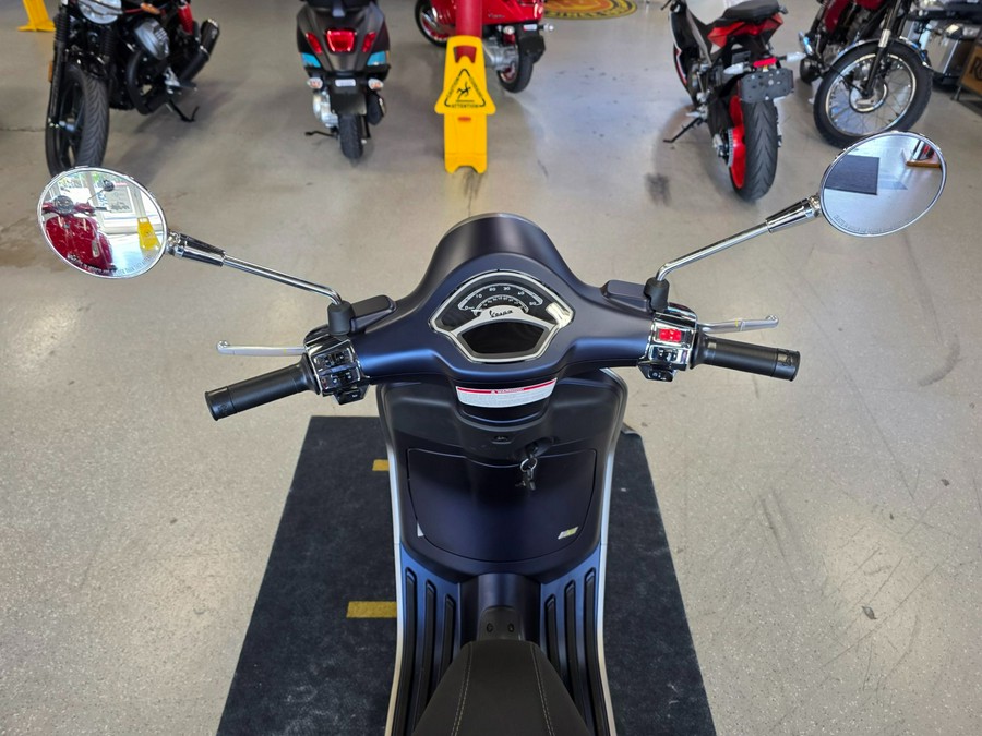 2025 Vespa Primavera 50 Tech