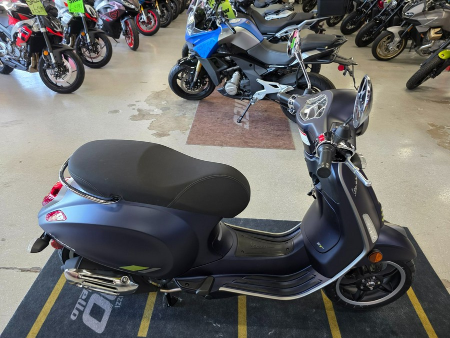 2025 Vespa Primavera 50 Tech