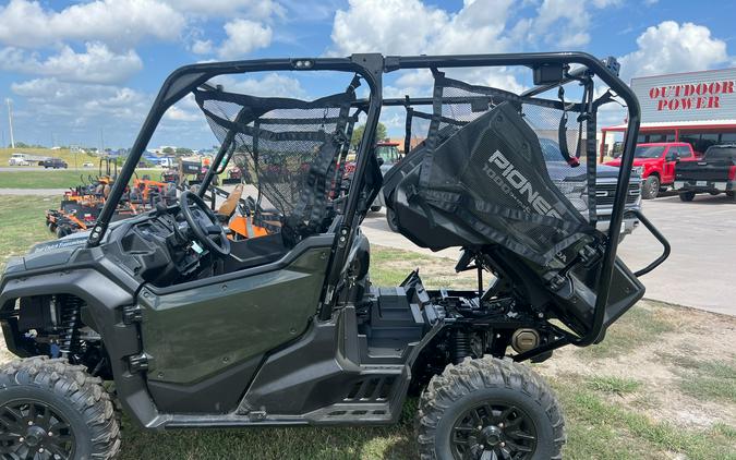 2024 Honda Pioneer 1000-5 Deluxe