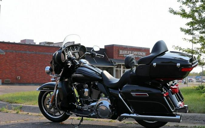 2015 Harley-Davidson® FLHTCUL - Electra Glide® Ultra Classic® Low