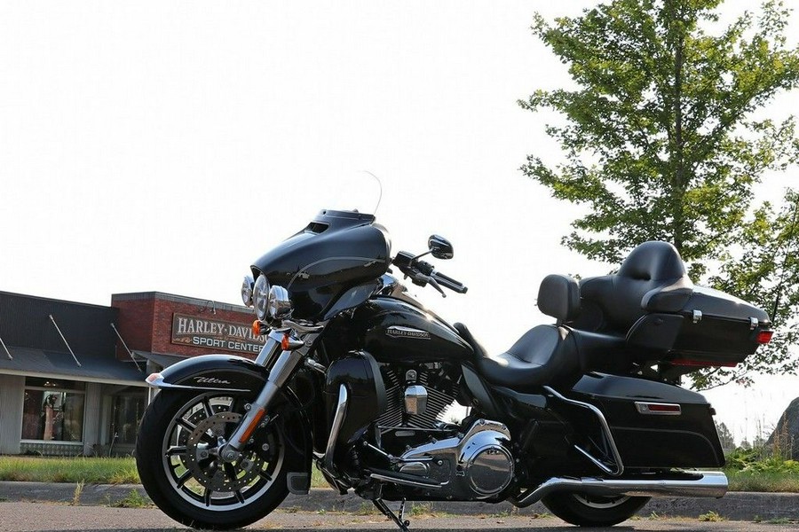 2015 Harley-Davidson® FLHTCUL - Electra Glide® Ultra Classic® Low