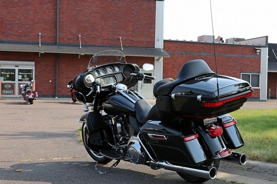 2015 Harley-Davidson® FLHTCUL - Electra Glide® Ultra Classic® Low