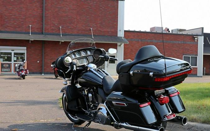 2015 Harley-Davidson® FLHTCUL - Electra Glide® Ultra Classic® Low