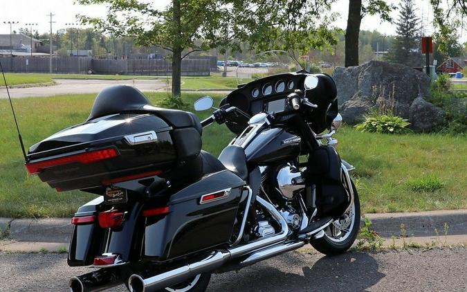 2015 Harley-Davidson® FLHTCUL - Electra Glide® Ultra Classic® Low