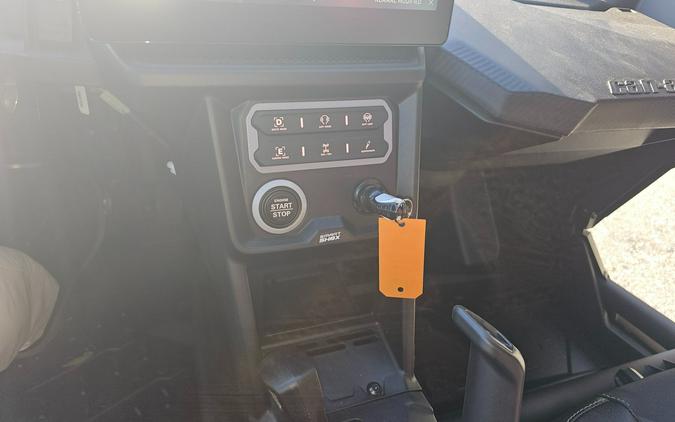 2026 Can-Am Maverick X3 X DS TURBO RR Smart-Shox with 10.25 in. touchscreen display