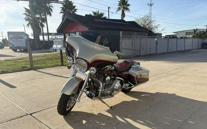 2006 Harley-Davidson® FLHTCUI - Ultra Classic® Electra Glide®