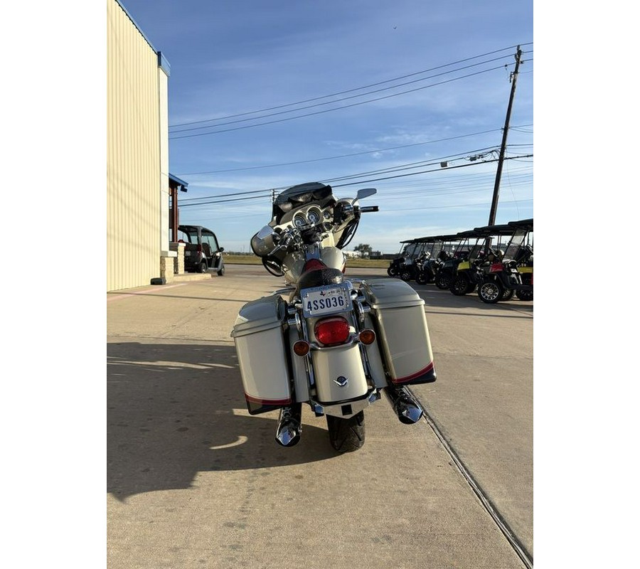 2006 Harley-Davidson® FLHTCUI - Ultra Classic® Electra Glide®