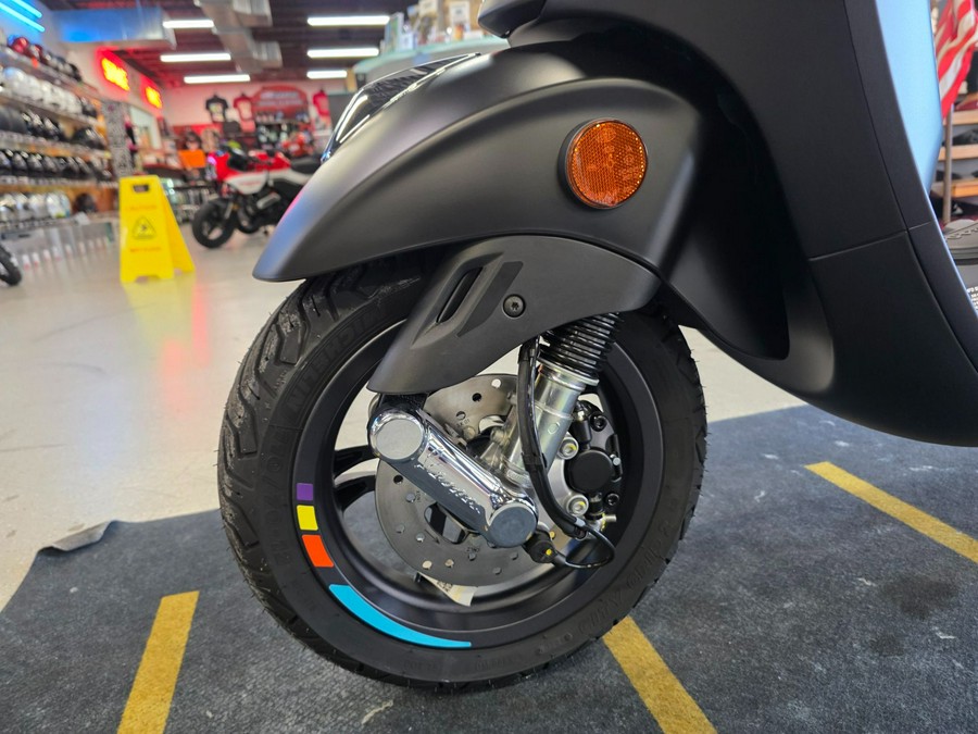 2024 Vespa Primavera 50 S