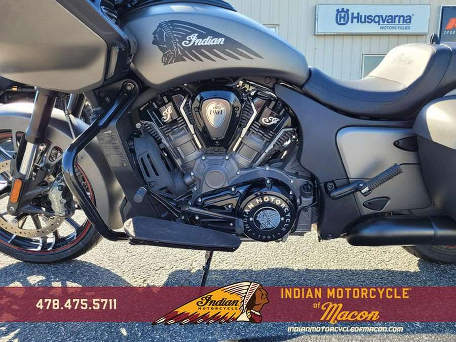 2023 Indian Motorcycle® Challenger® Dark Horse® Titanium Smoke