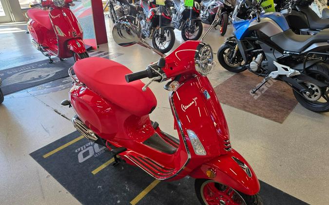 2025 Vespa Primavera 150 Red