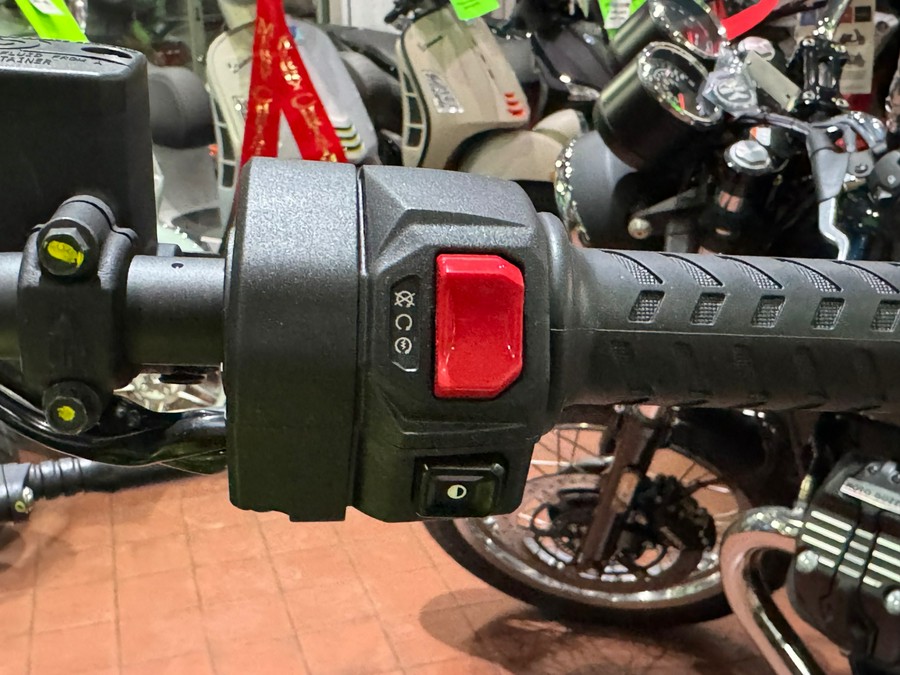 2026 Moto Guzzi V7 Sport