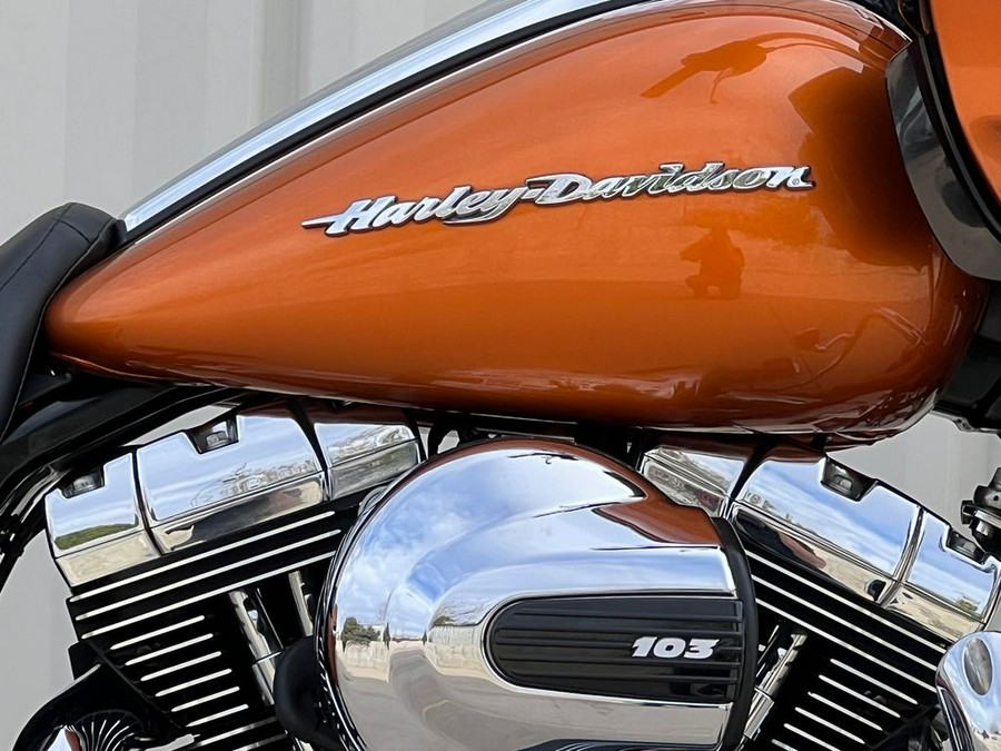 2015 Harley-Davidson® FLTRXS - Road Glide® Special