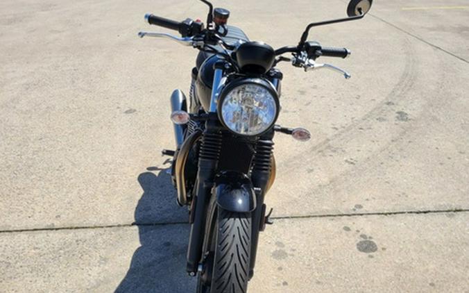 2024 Triumph Speed Twin 900 Stealth Edition