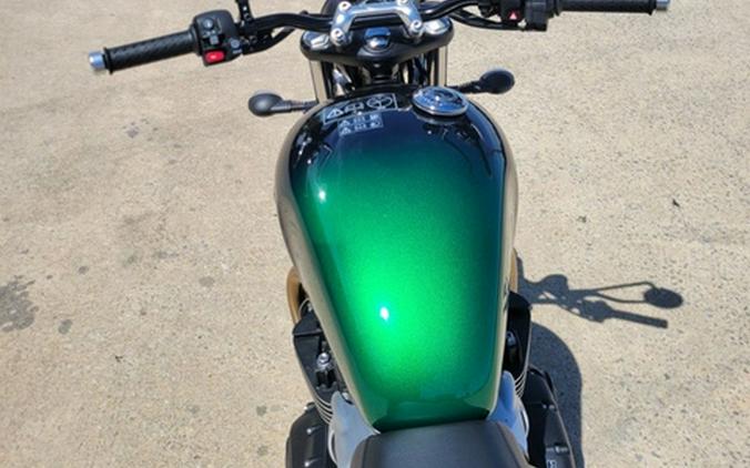 2024 Triumph Speed Twin 900 Stealth Edition