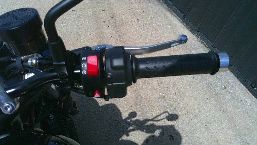 2024 Triumph Speed Twin 900 Stealth Edition