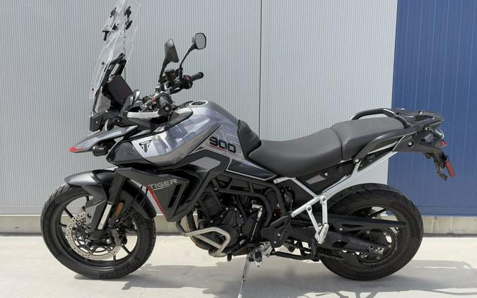 2025 Triumph Tiger 900 GT Pro Graphite / Sapphire Black