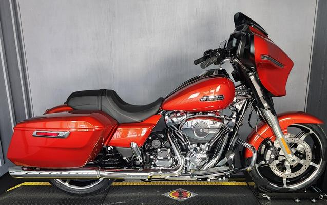 2024 Harley-Davidson Street Glide® FLHX WHISKEY FIRE