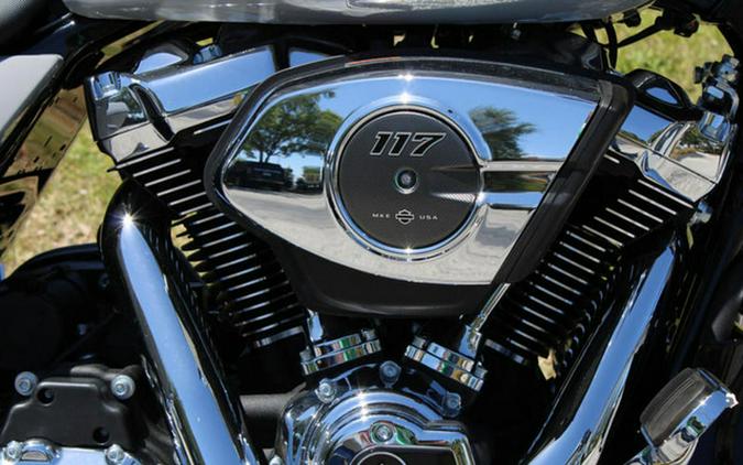 2024 Harley-Davidson FLHX - Street Glide