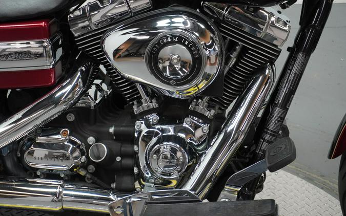 2014 Harley-Davidson® Super Glide® Custom Two-Tone Mysterious Red Sunglo/Blackened Cayenne Sunglo