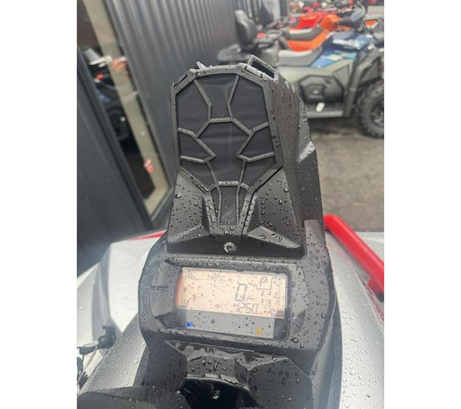 2026 Can-Am® Renegade X mr 1000 R Hyper Silver & Legion Red