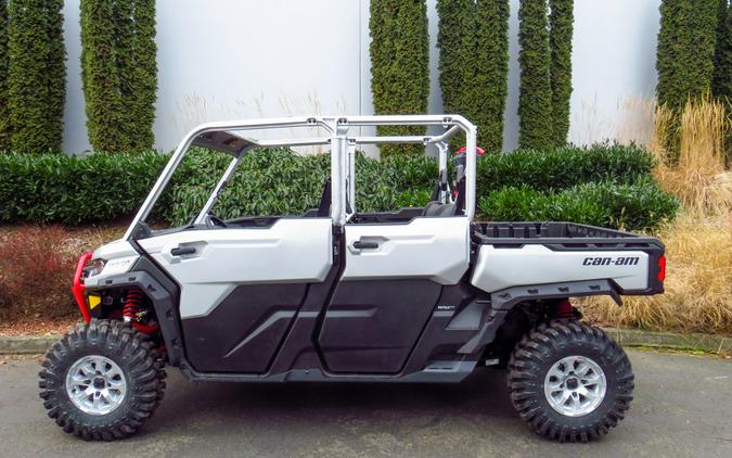 2024 Can-Am® Defender MAX X mr with Half-Doors HD10