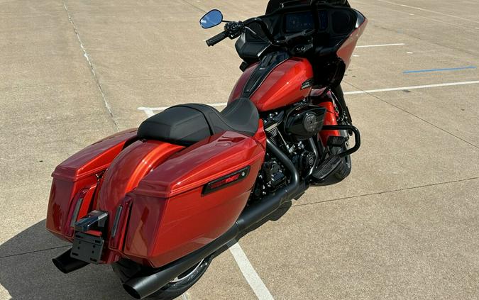 2024 Harley-Davidson Road Glide® Whiskey Fire – Black Finish