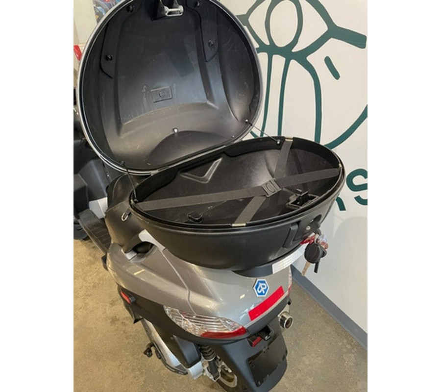 2010 Piaggio MP3 Three Wheeler 400