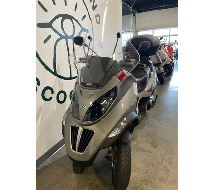 2010 Piaggio MP3 Three Wheeler 400