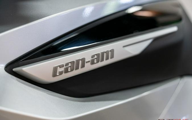 2025 SPYDER RT LIMITED PLATINUM - Can-Am