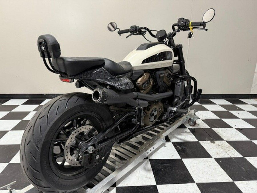 Sportster® S