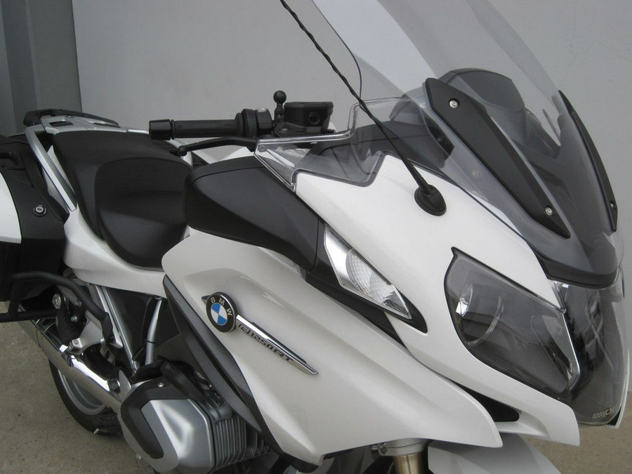 2020 BMW R 1250 RT Alpine White