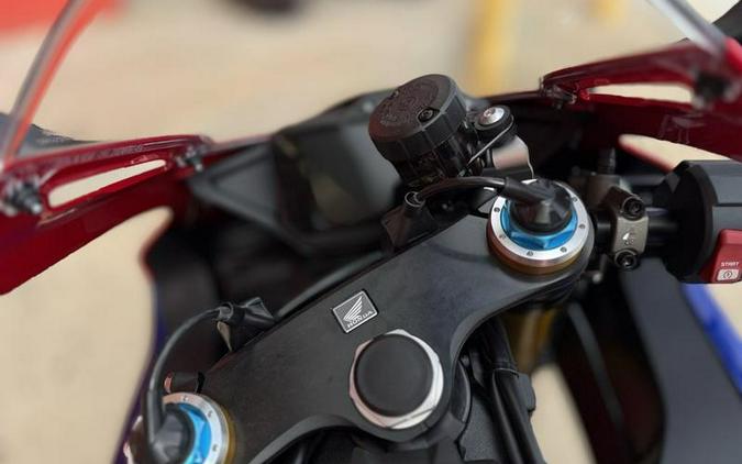 2026 Honda® CBR1000RR-R Fireblade SP