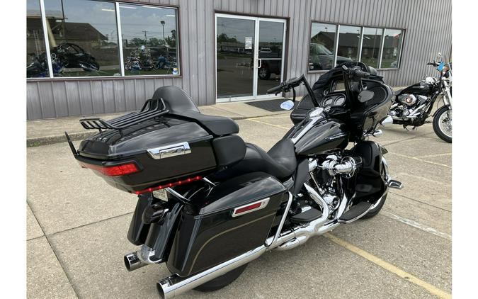 2017 FLTRU Road Glide® Ultra - Harley-Davidson®