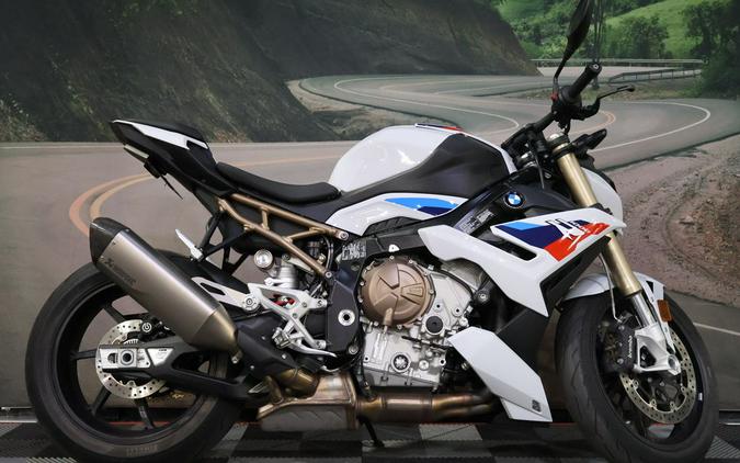 2023 BMW S 1000 R Light White / M Motorsport