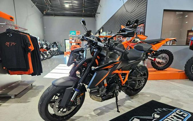 2026 KTM Super Duke 1390 R EVO