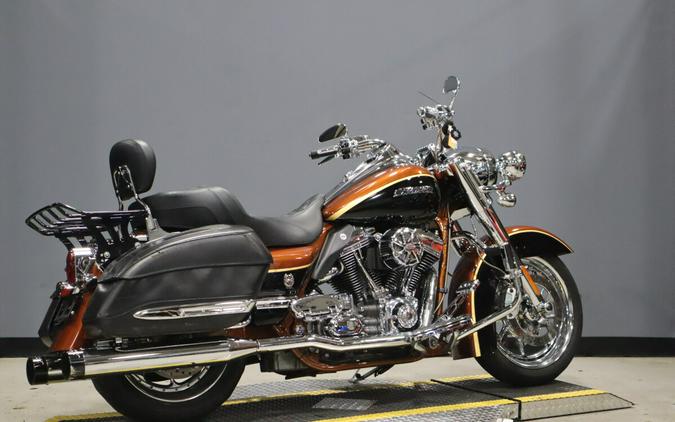 2008 Harley-Davidson Cvo Road King 4