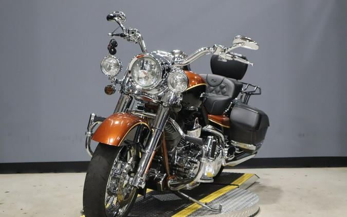 2008 Harley-Davidson Cvo Road King 4