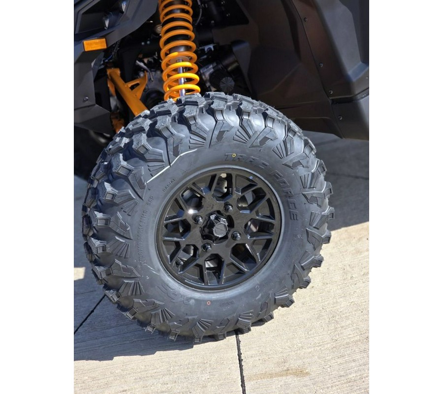 2026 Can-Am® Maverick X3 MAX RS Turbo Scandi Blue & Orange Crush