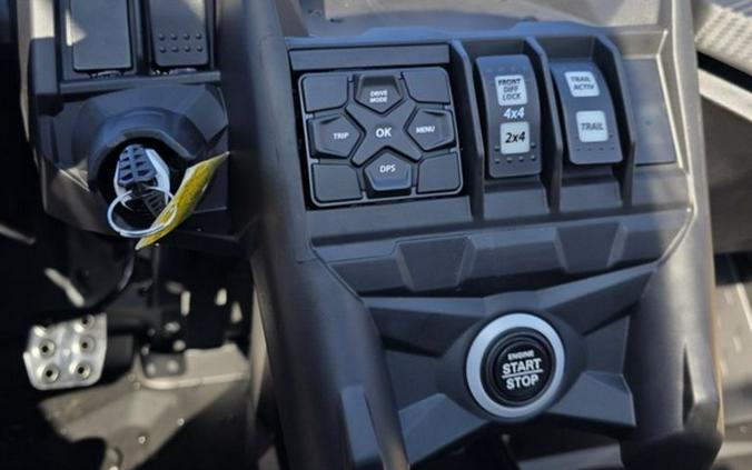 2026 Can-Am® Maverick X3 MAX RS Turbo Scandi Blue & Orange Crush