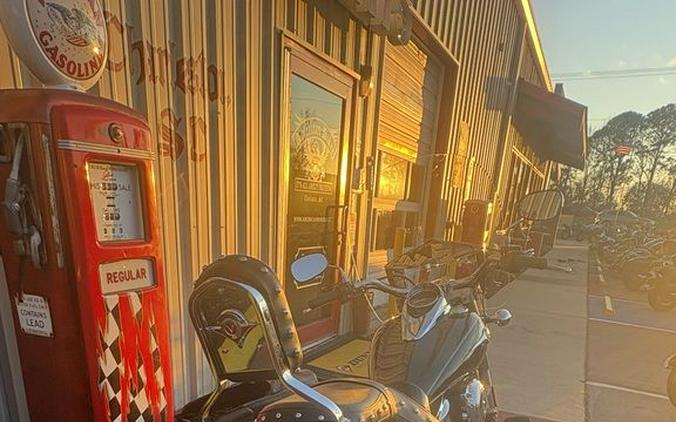 2021 Kawasaki Vulcan® 900 Classic LT