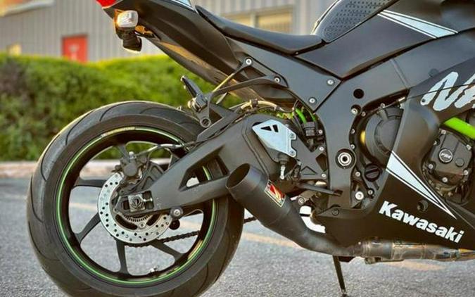 2017 Kawasaki Ninja® ZX™-10RR