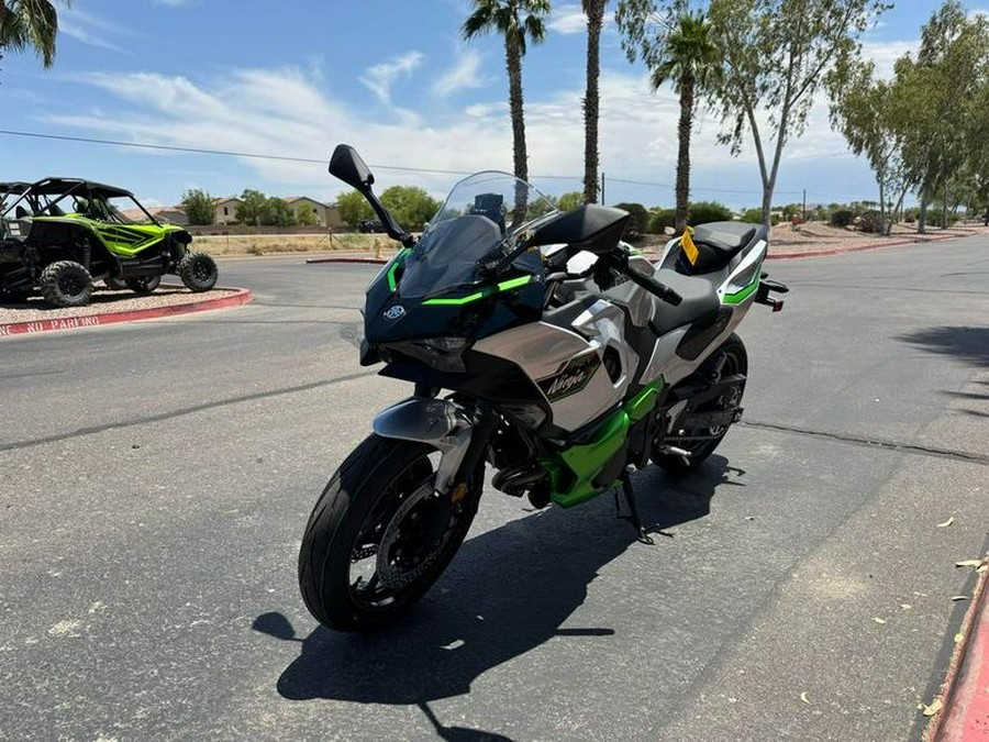 2024 Kawasaki Ninja® 7 Hybrid ABS