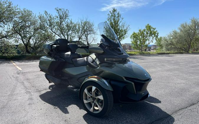 2021 Can-Am Spyder RT Sea-To-Sky