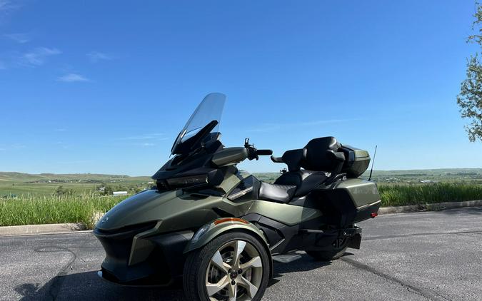 2021 Can-Am Spyder RT Sea-To-Sky